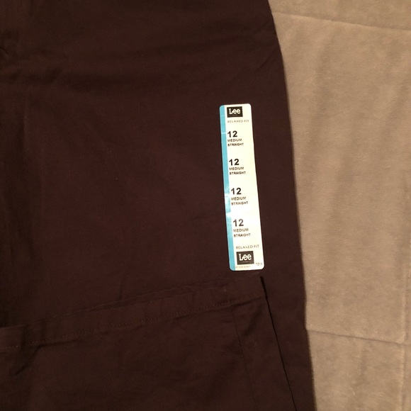 NWT Lee relaxed fit brown stretch pants size 12 - Picture 4 of 6